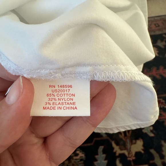 Universal standard classic collared half button shirt. - Picture 4 of 4